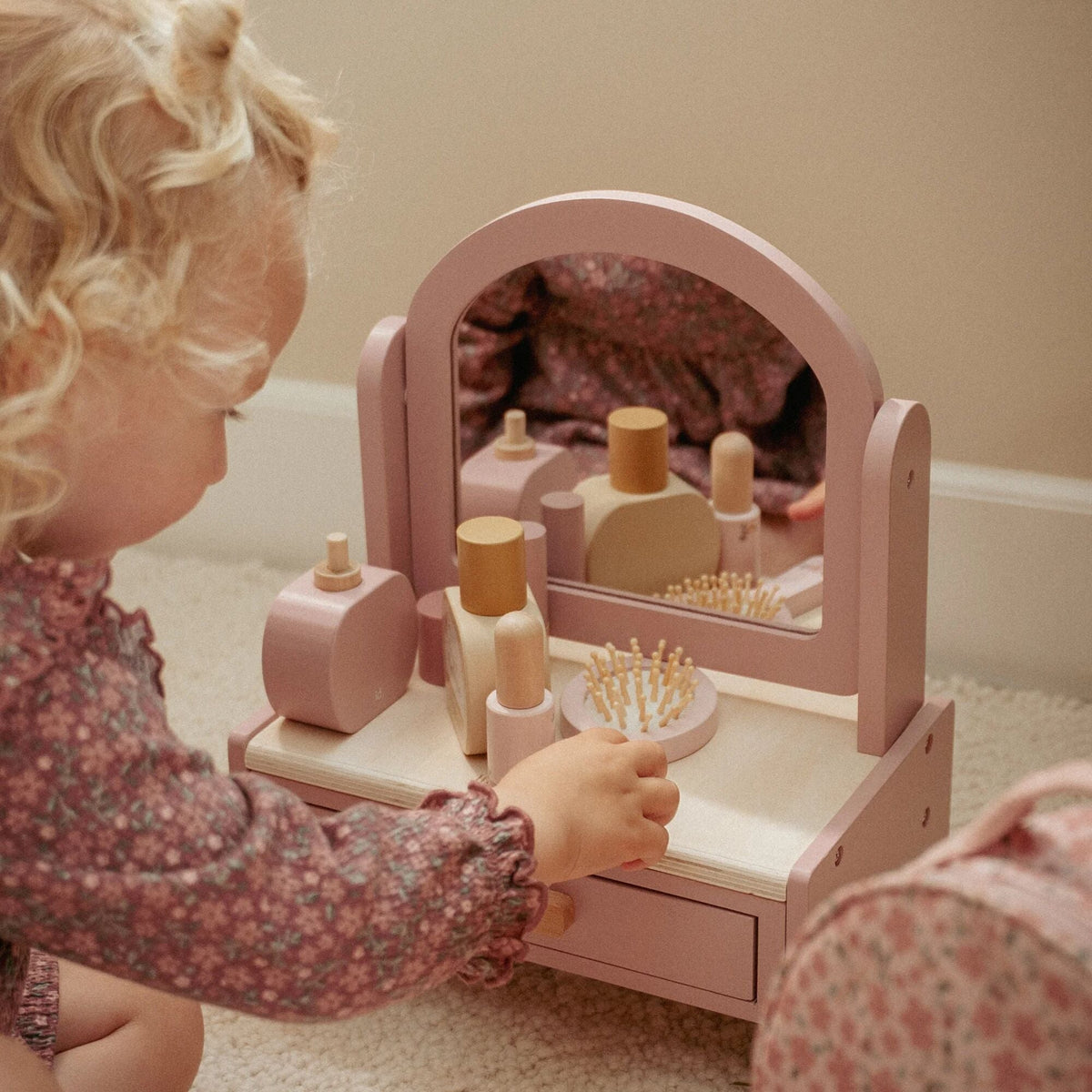 Little Dutch Wooden Vanity Table