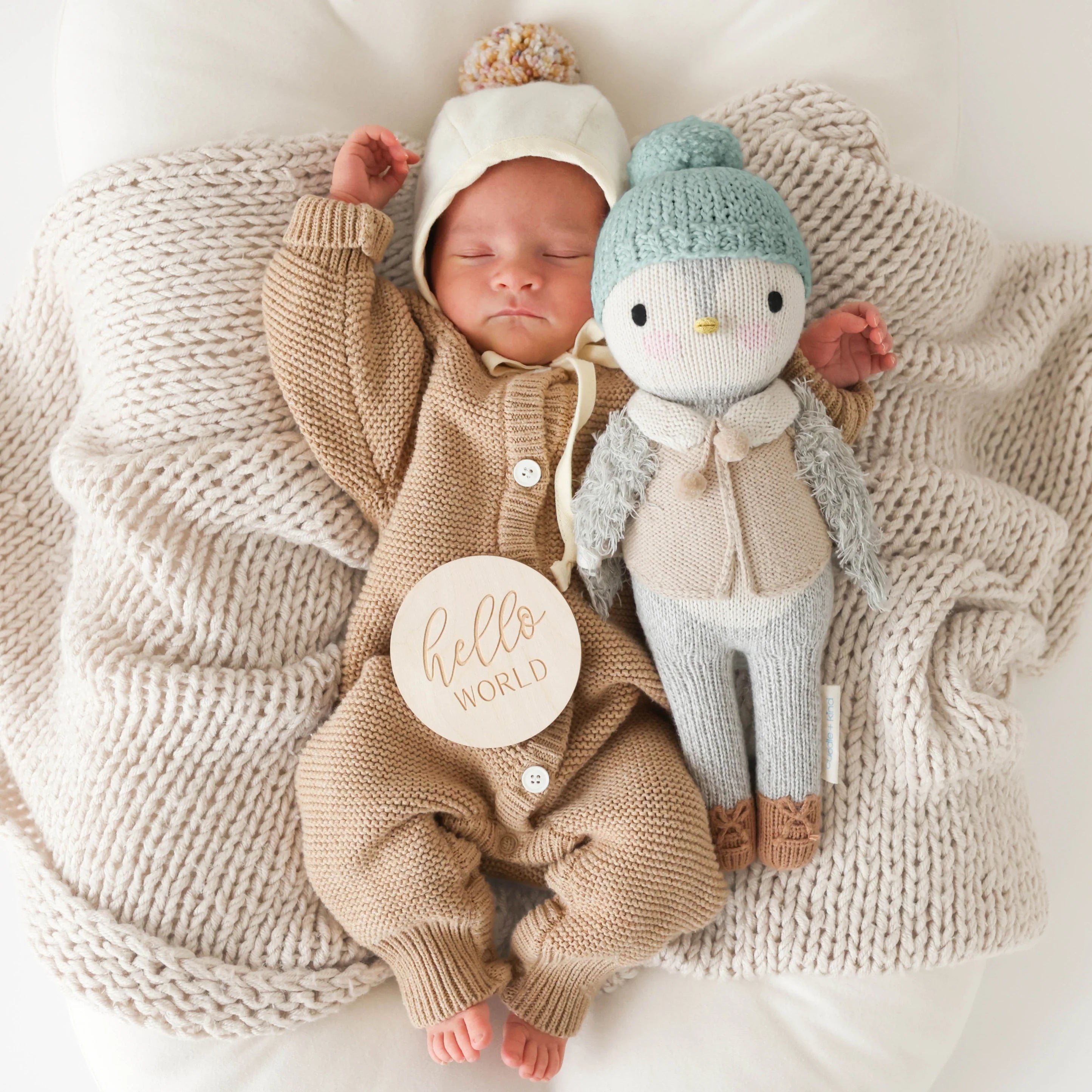 Greyson the Penguin - Cuddle + Kind - Bubbadue