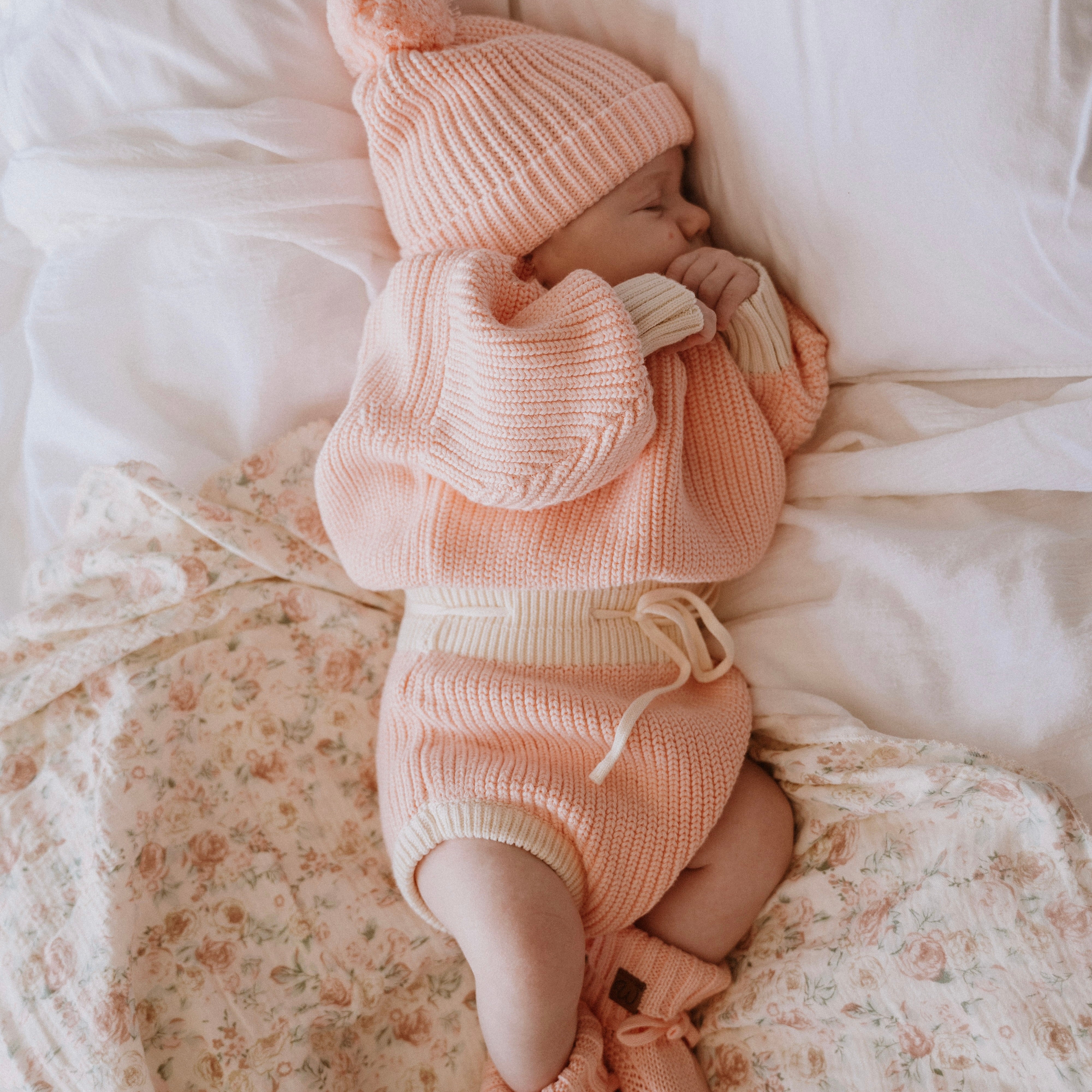 Knitted Bloomers (0-6 Months) - Biscuit - Bubbadue