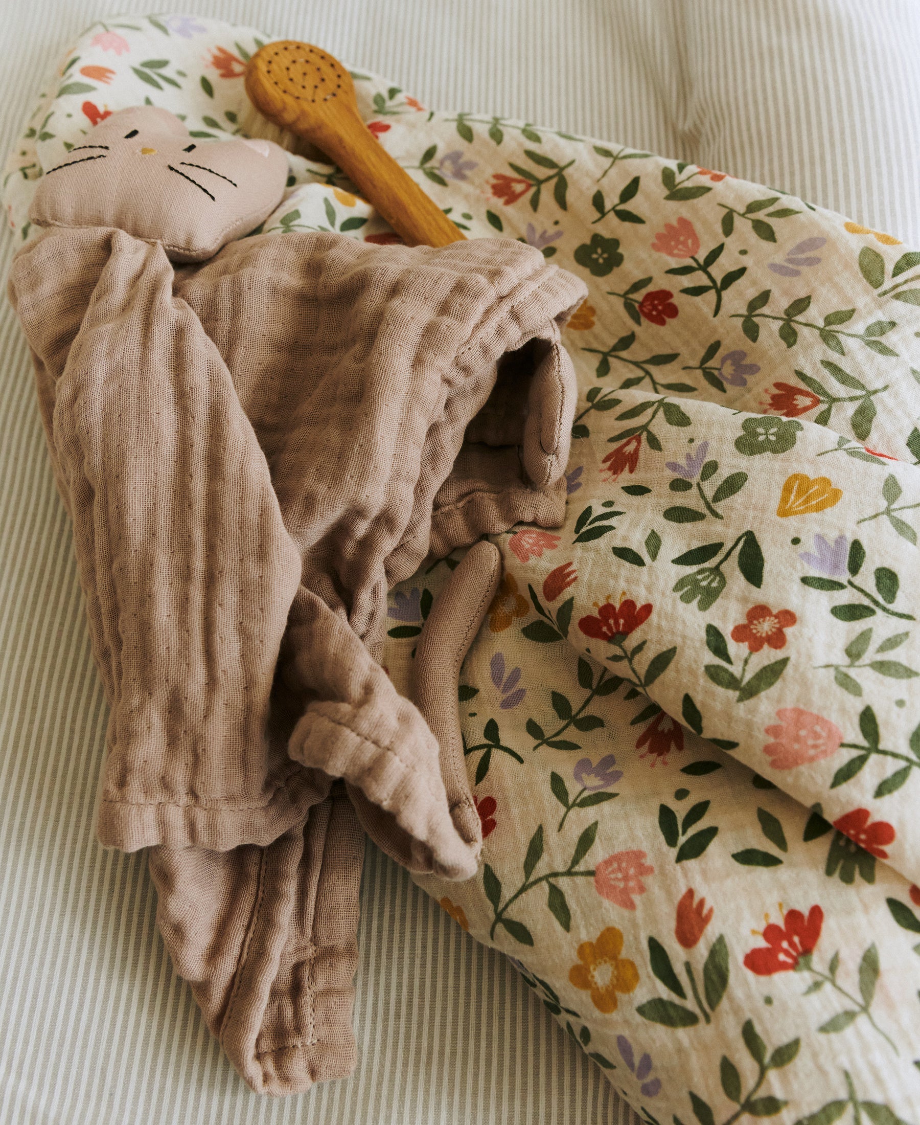 Dear April Mio Muslin Cloths in Flower Market, styled.