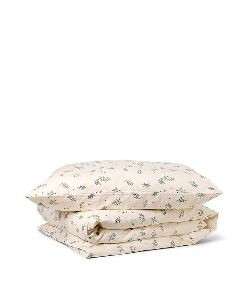 Agnes Adult Bedding - Blueberries