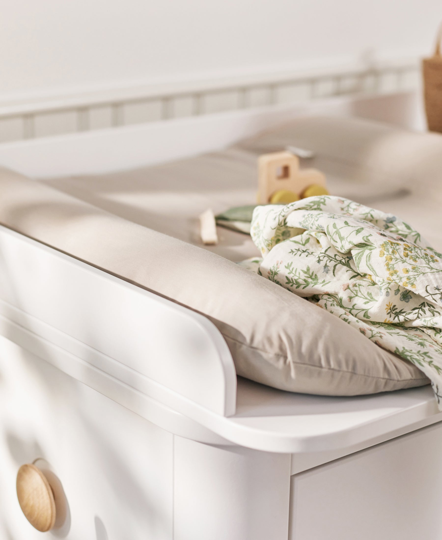 Dove Changing Cushion, Little Mouse - Bubbadue