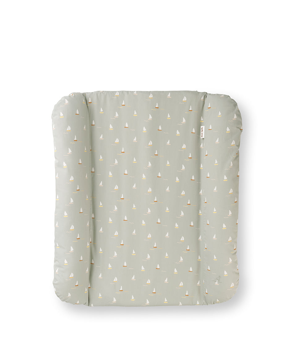 Dove Changing Cushion, Sailboats - Bubbadue