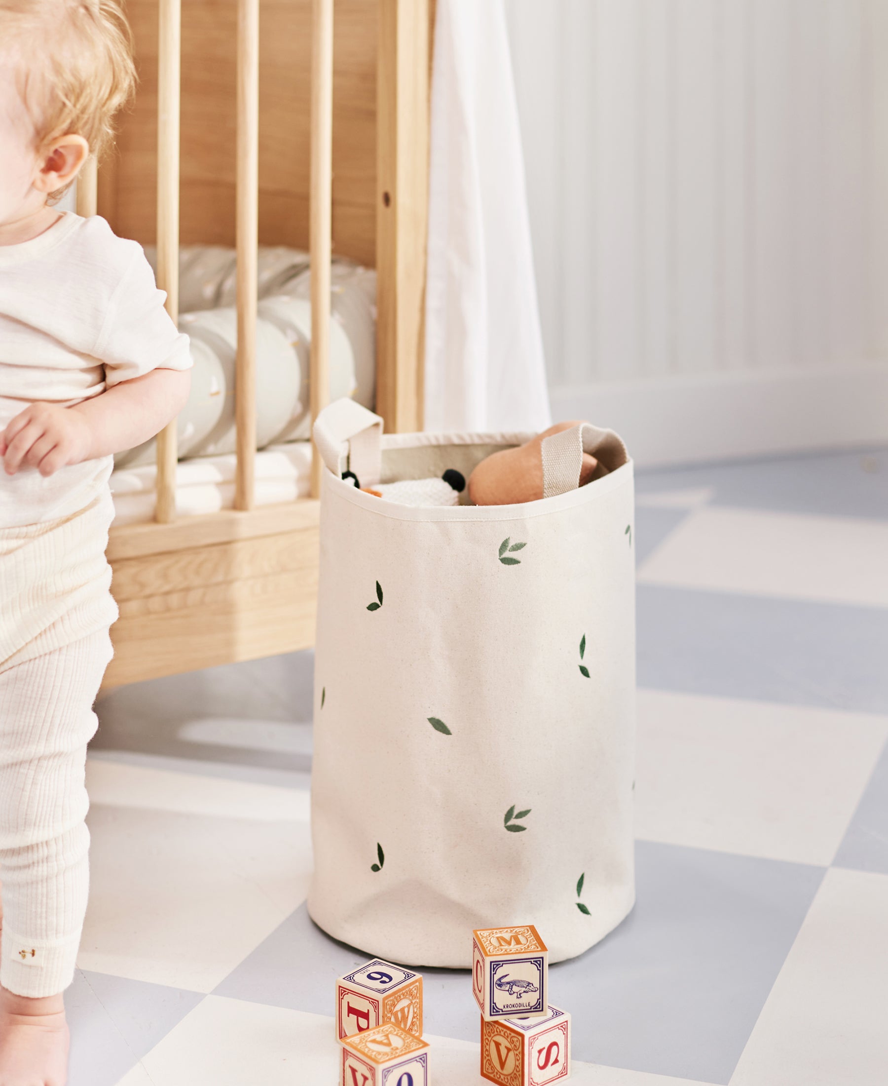 Brise Storage Basket, Leaves - Bubbadue