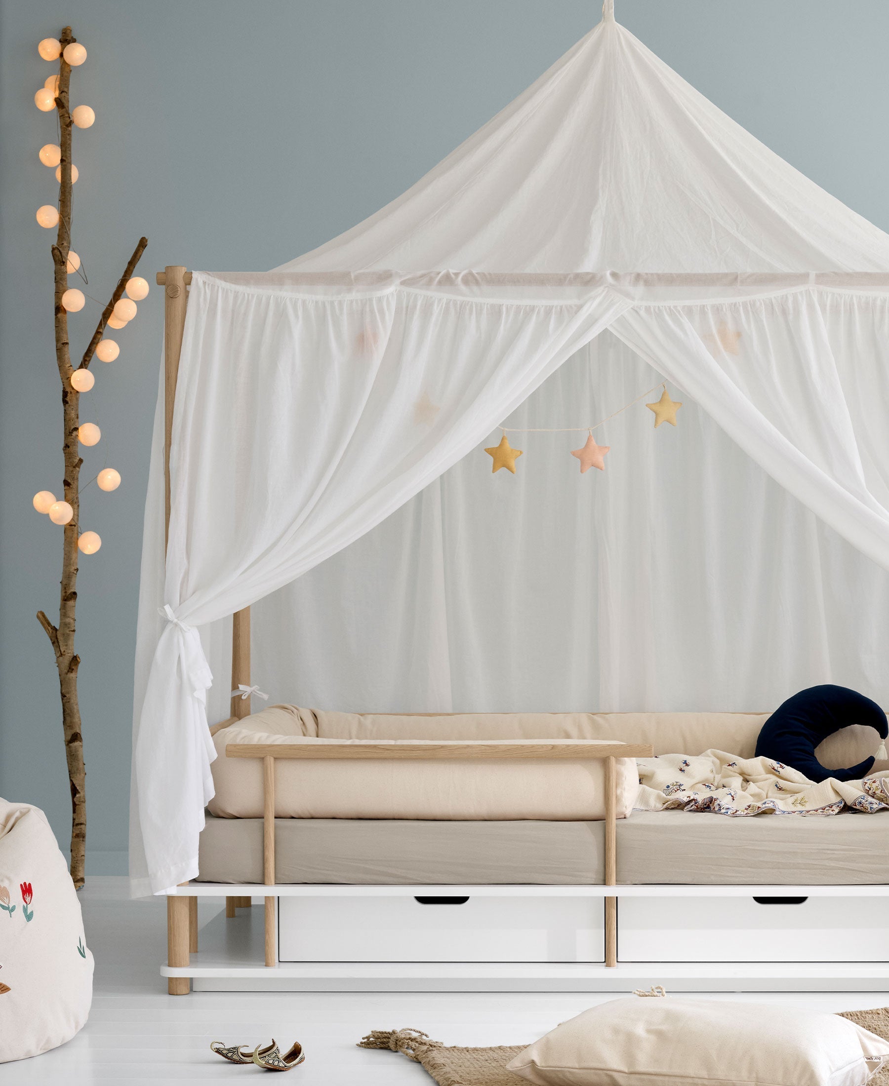 Dear April Stella Garland toy with colorful fabric flowers and soft plush design, perfect for children or collectors.