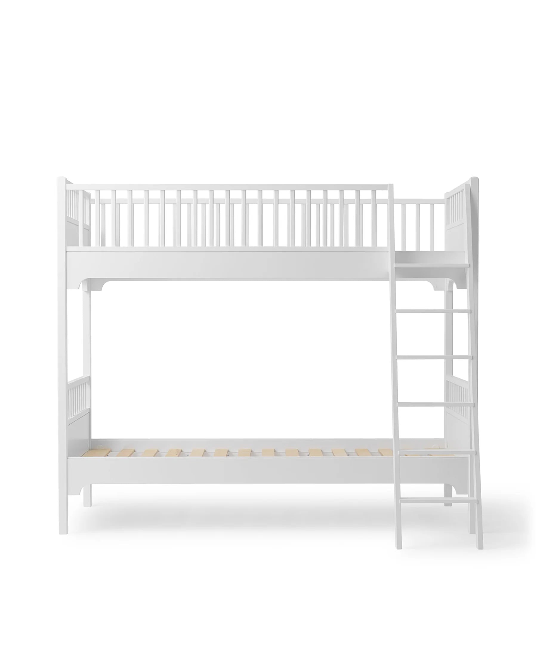 Seaside Classic Bunk Bed With Slant Ladder