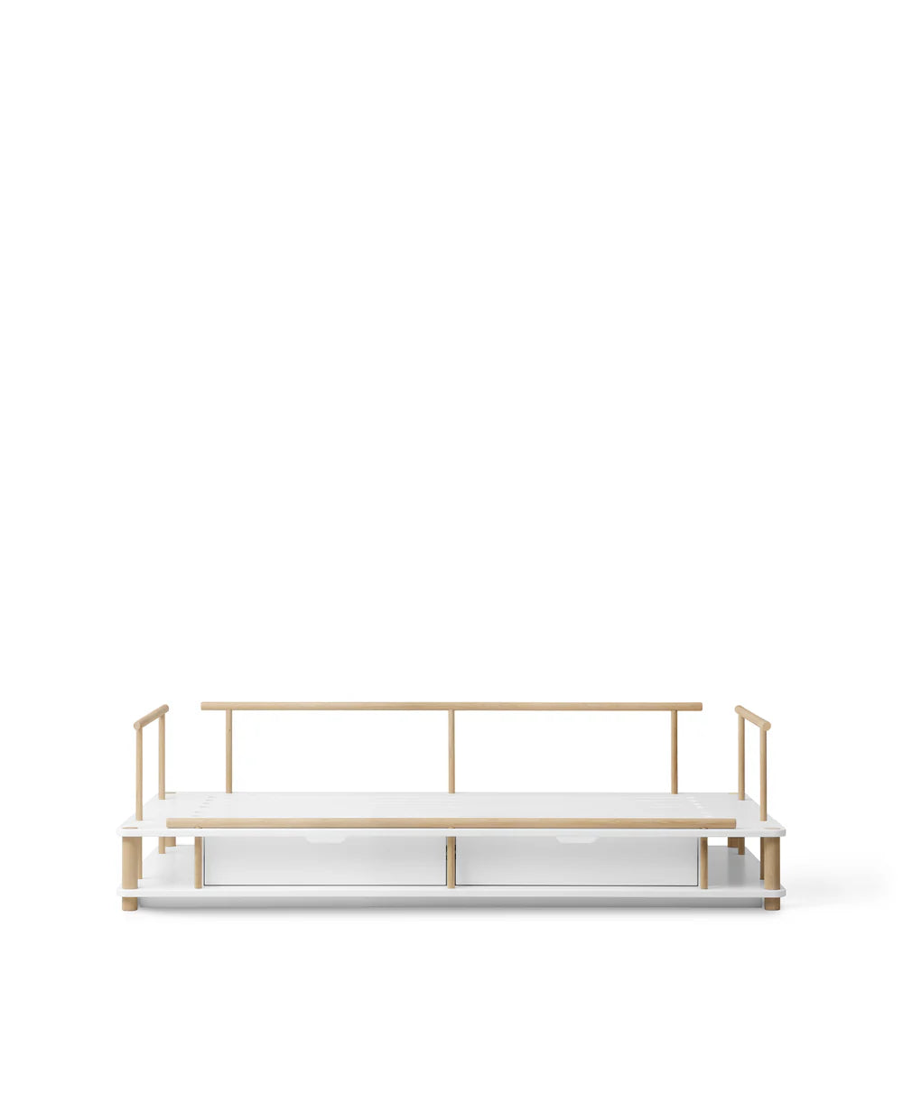 Camp Day Bed - White/Oak - Bubbadue