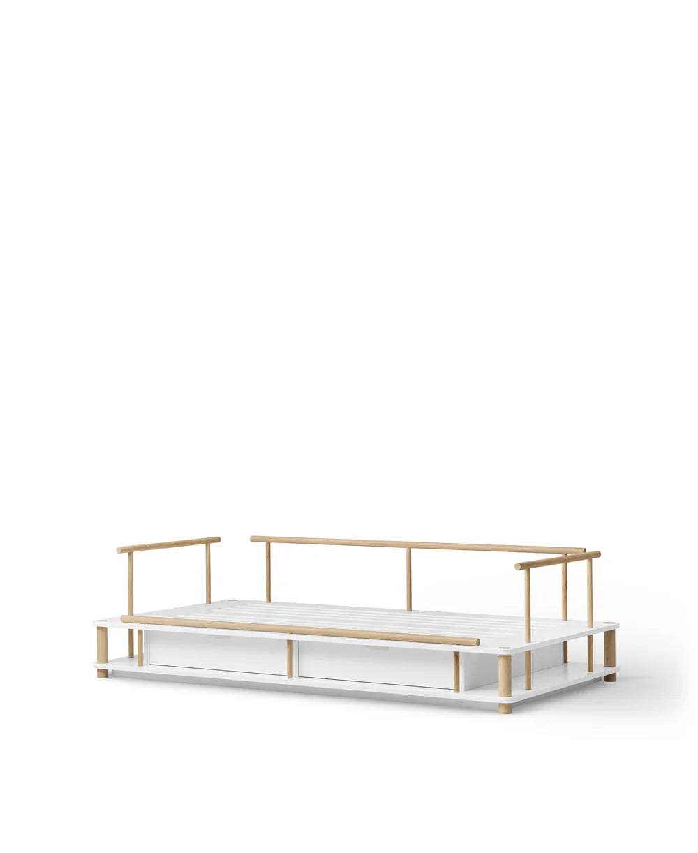 Camp Day Bed - White/Oak - Bubbadue