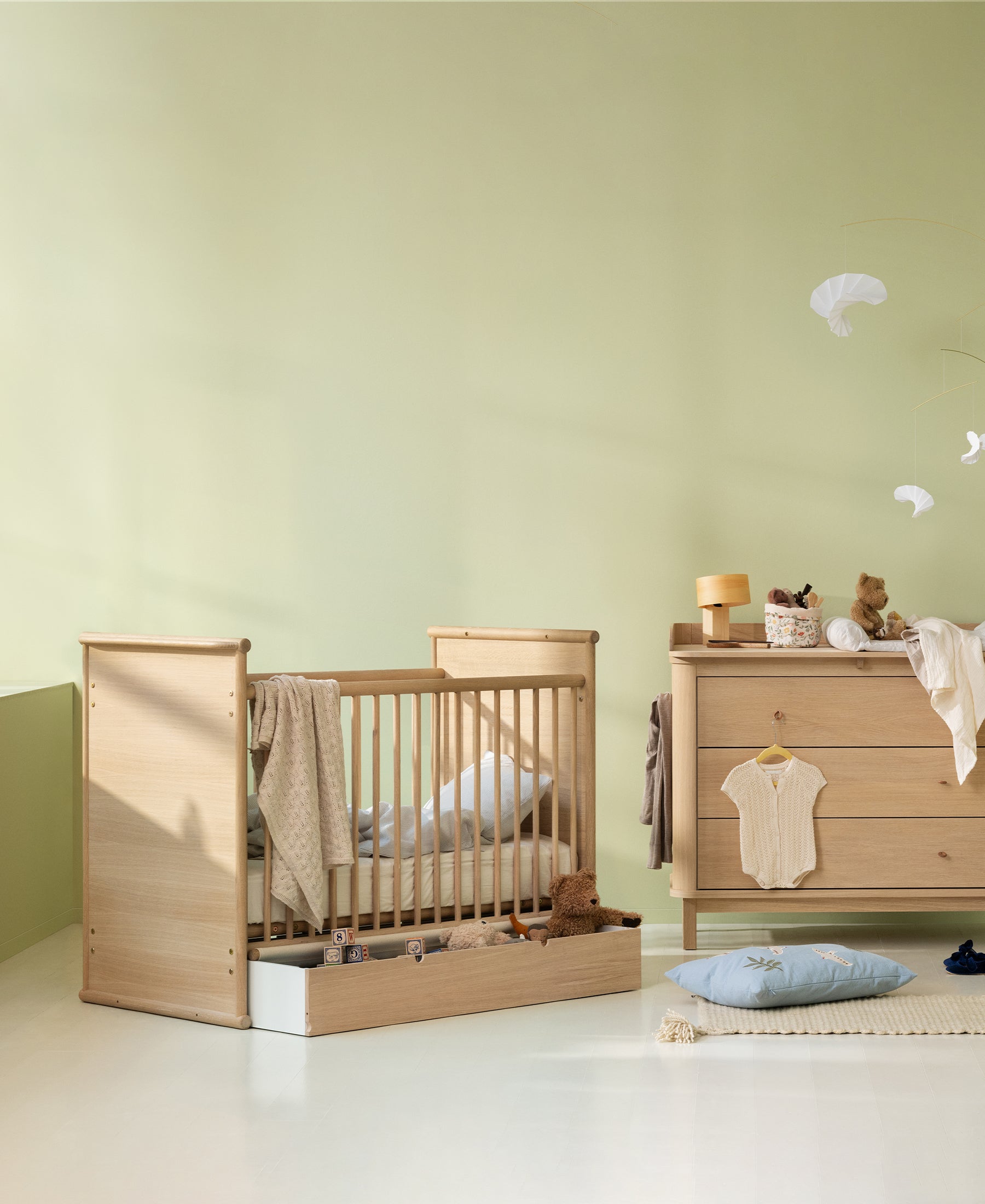 Camp Novel cot bed styled
