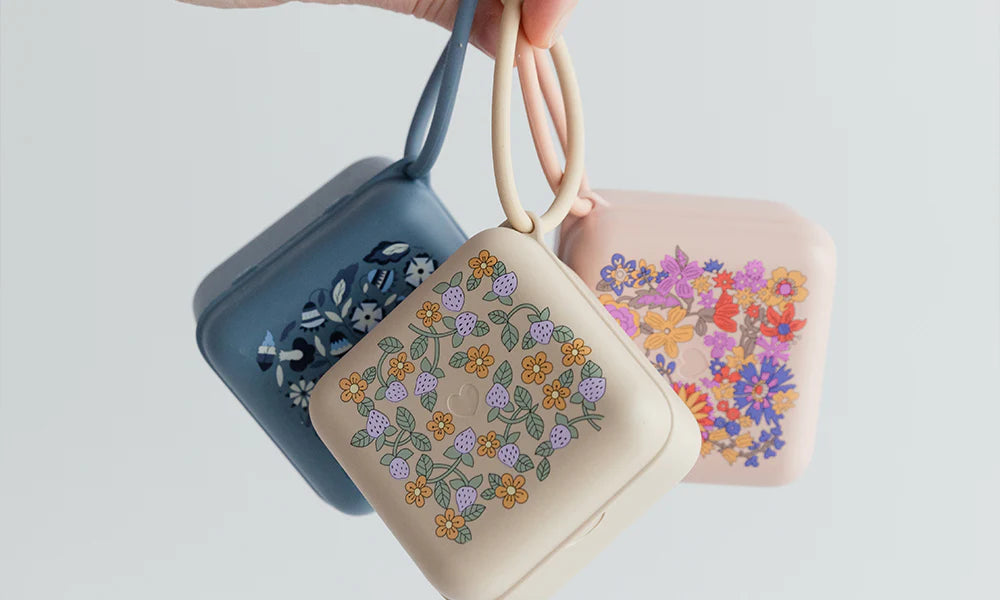 BIBS x LIBERTY Pacifier Box - Strawberries and Cream Vanilla - Bubbadue