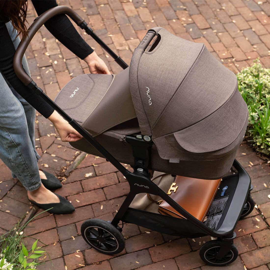 Nuna LYTL Carry Cot - Cosmopolitan
