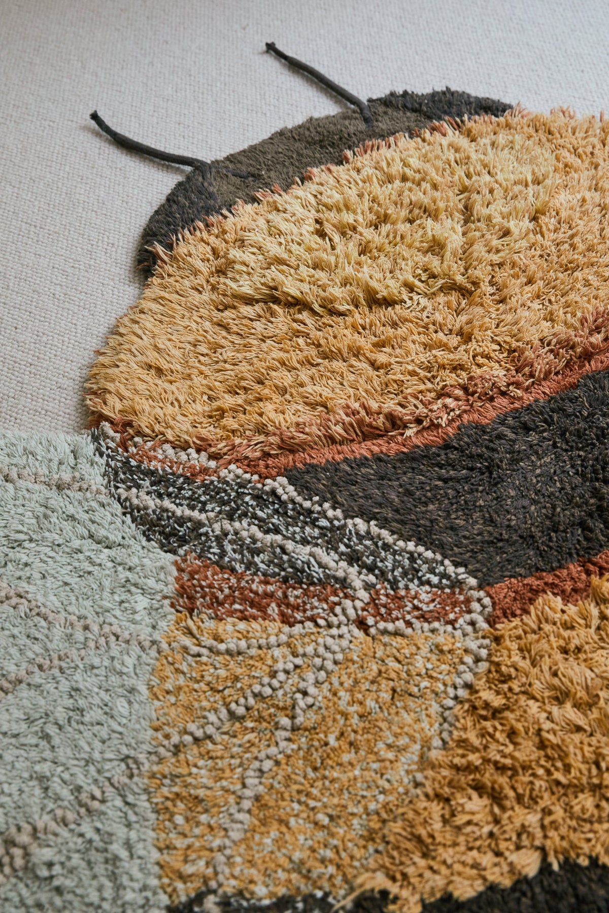 Lorena Canals Washable Rug Bee