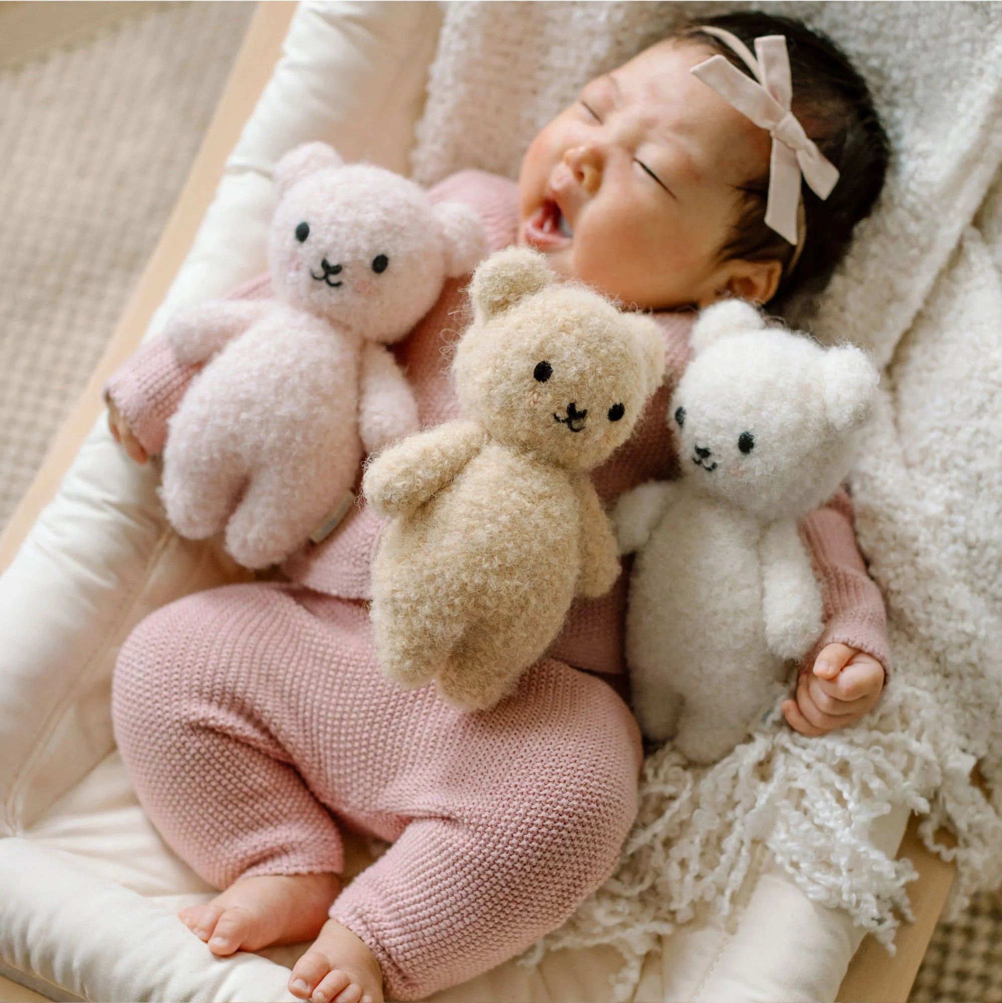 Baby Polar Bear (Cozy Bouclé) - Cuddle + Kind - Bubbadue