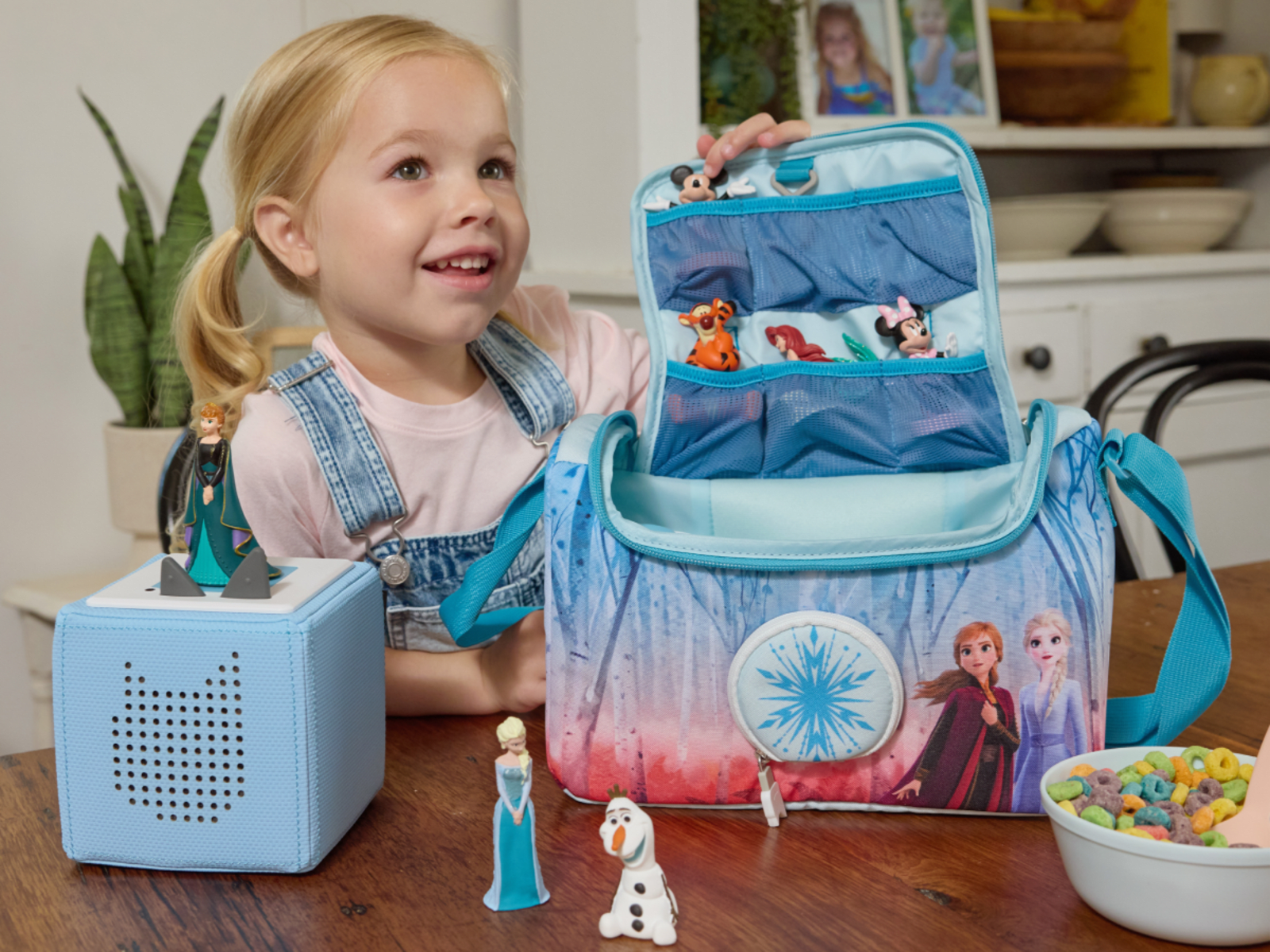 Disney Frozen Listen & Play Bag