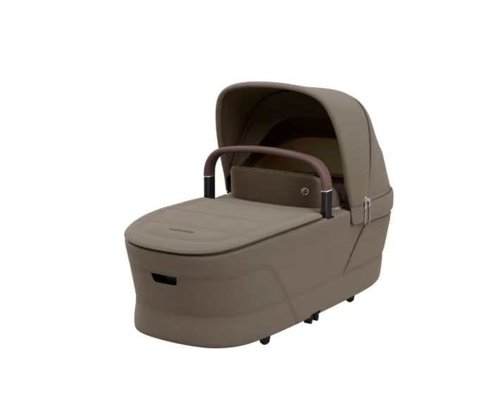 Maxi Cosi Fame Cabin Cot - Oak Truffle