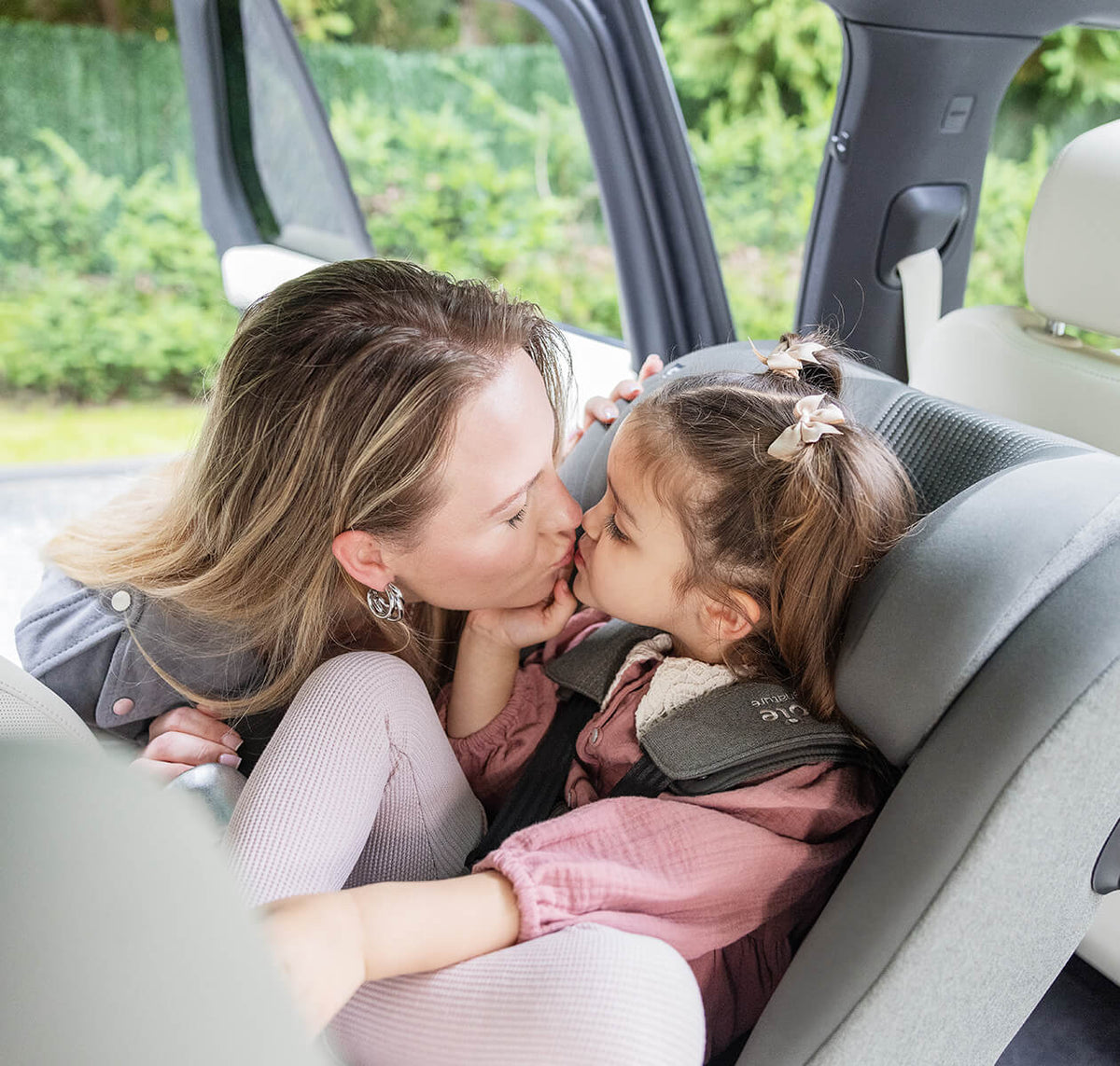 Joie Signature i-Spin XL Car Seat - Eclipse