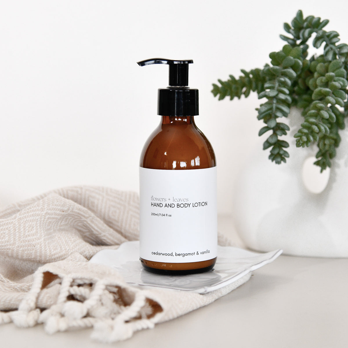 Flowers & Leaves Hand & Body Lotion 200ml - Lavender