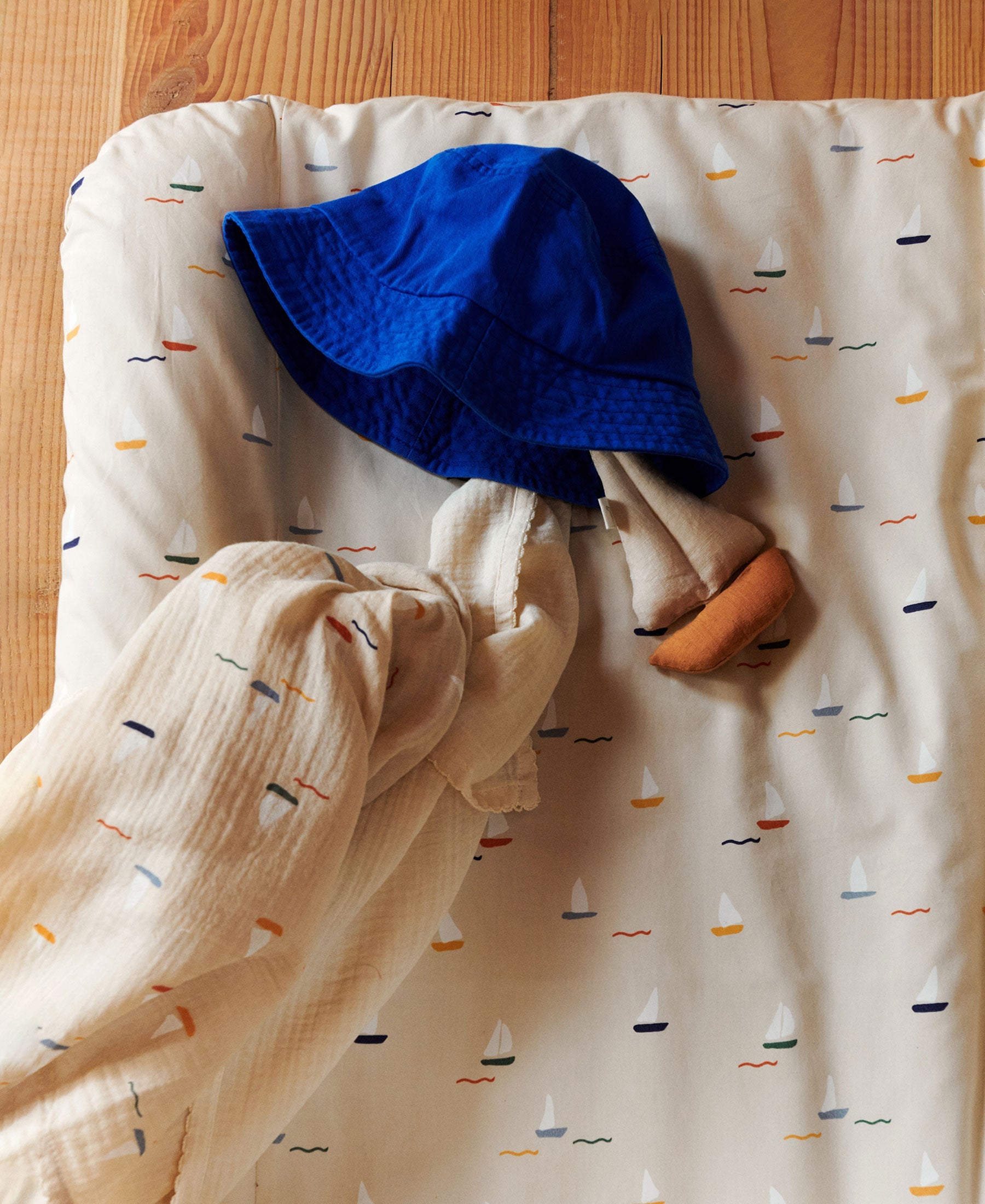 Dove Changing Cushion, Pond Boats - Bubbadue