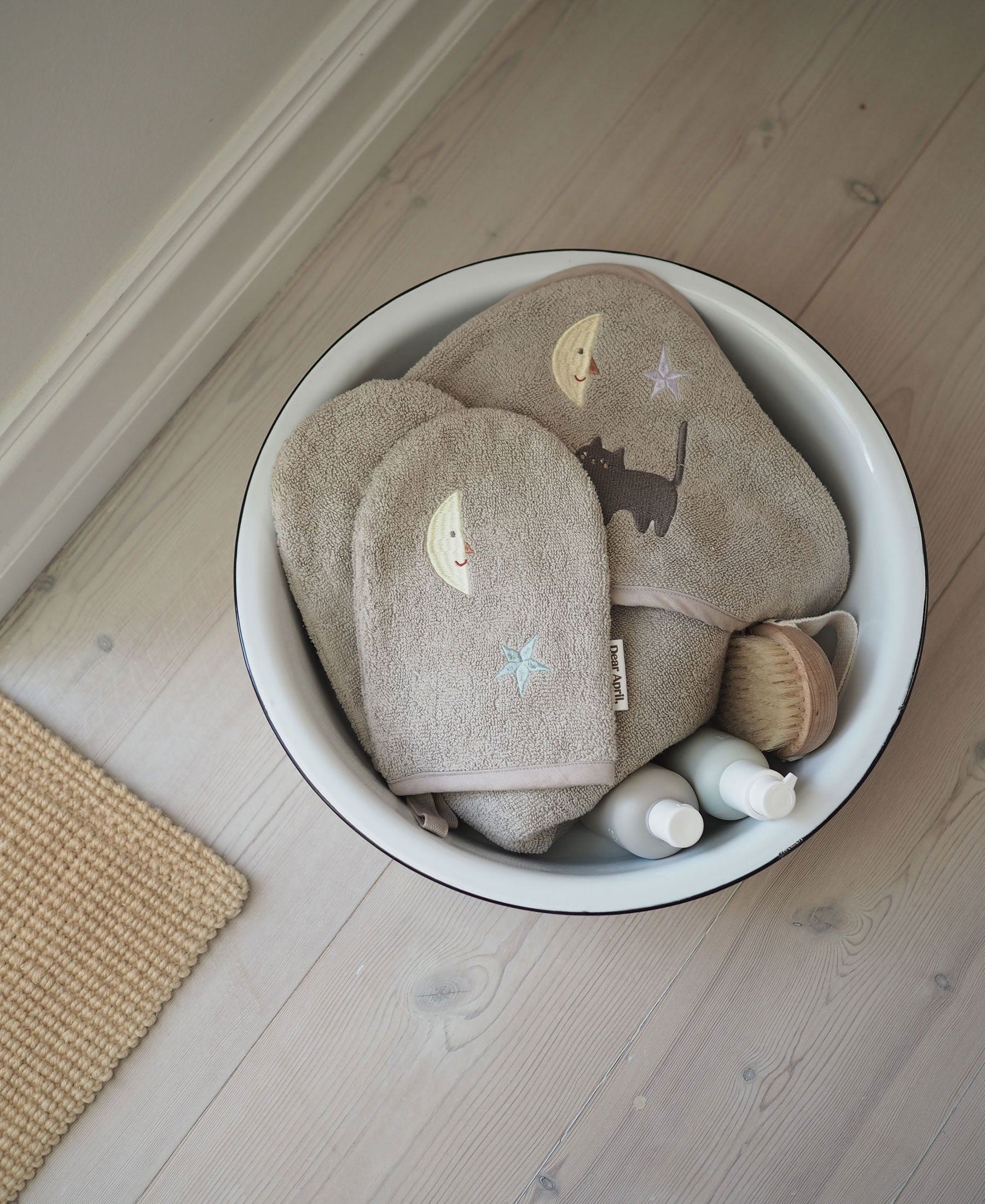 Paw Bath Gloves, Moon Cat - Bubbadue