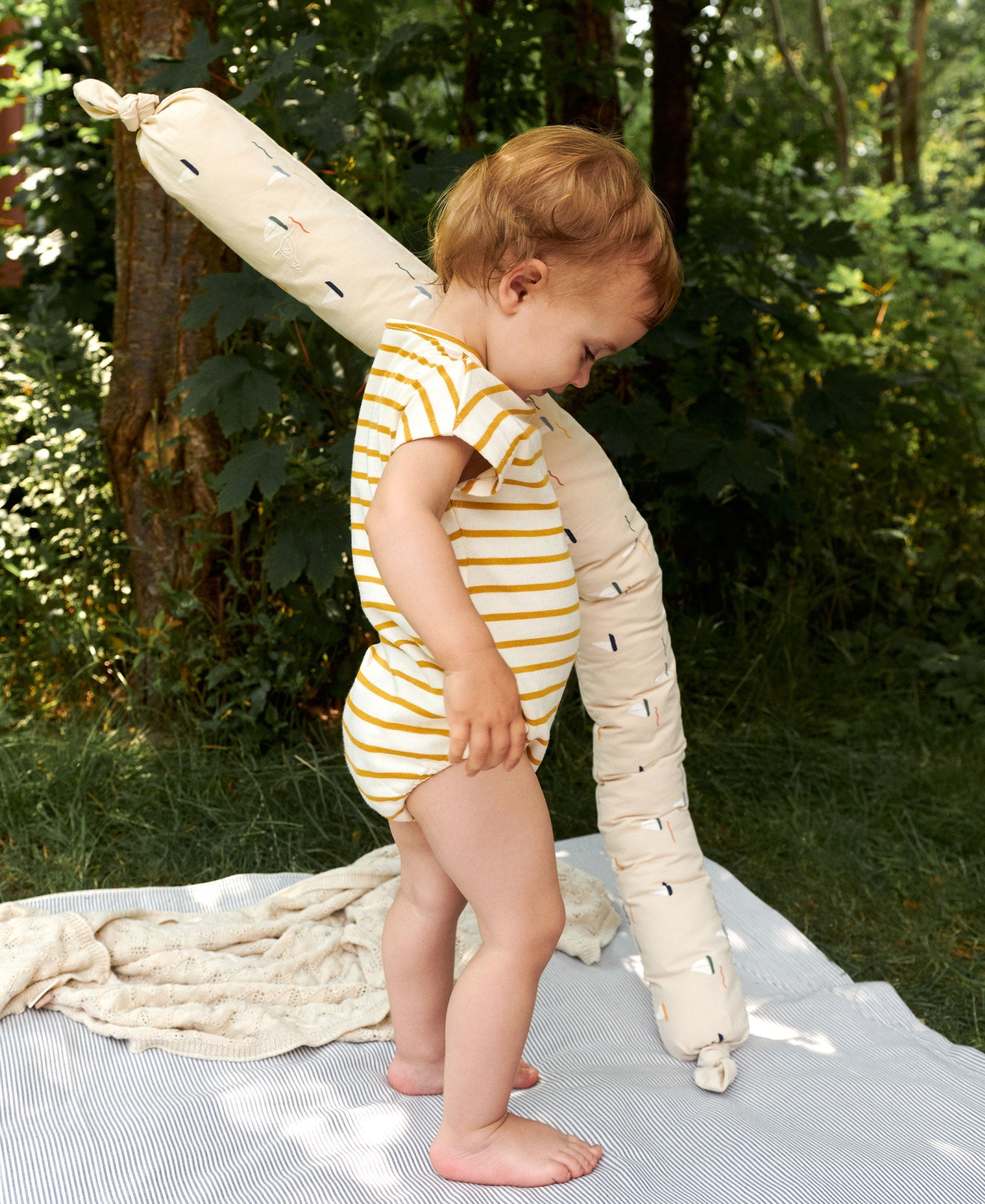 Mira Bed Snake, Pond Boats - Bubbadue