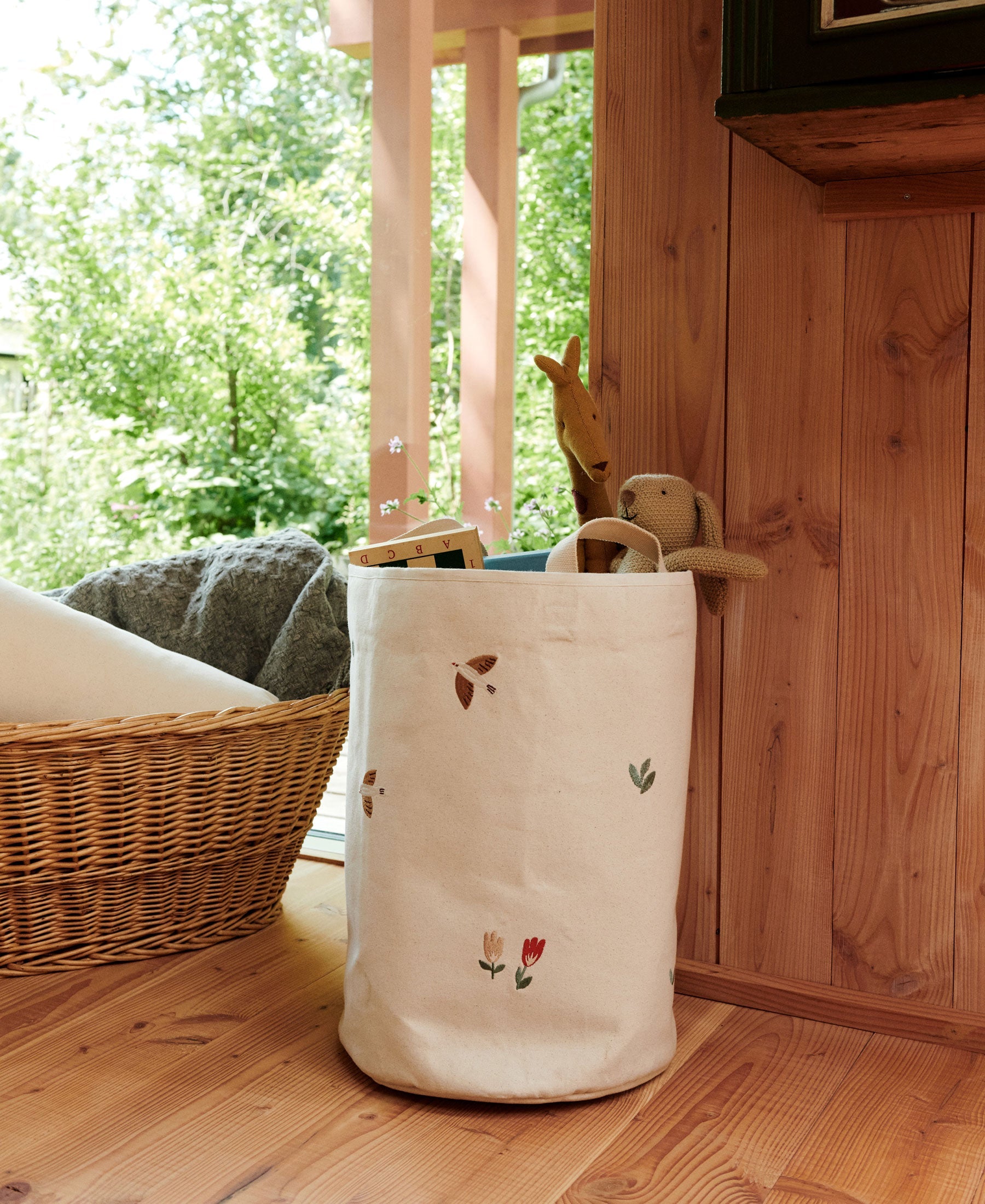 Brise Storage Basket, Songbirds - Bubbadue