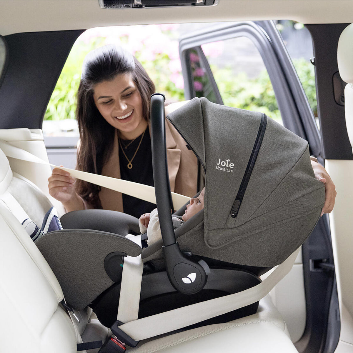 Joie Signature Finiti Travel System - Sandstone
