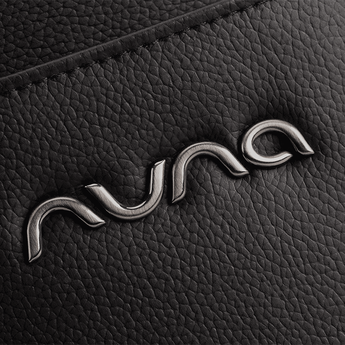 Nuna Essential Nappy Bag - Caviar