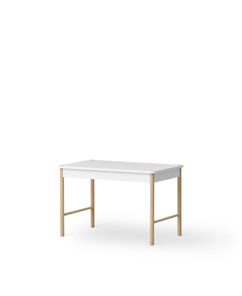 Camp Toddler Play Table - White/Oak - Bubbadue