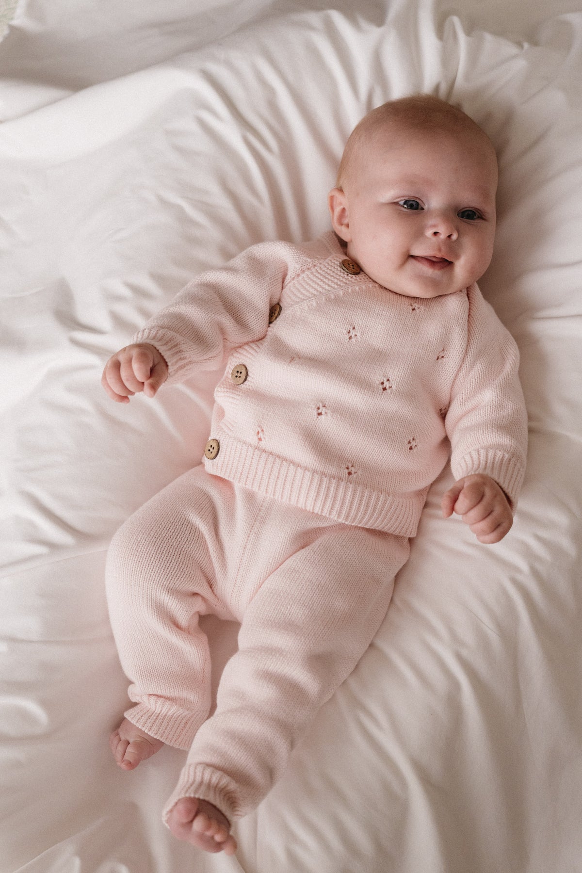 Bubbadue cream knitted tracksuit for baby and toddler outfits