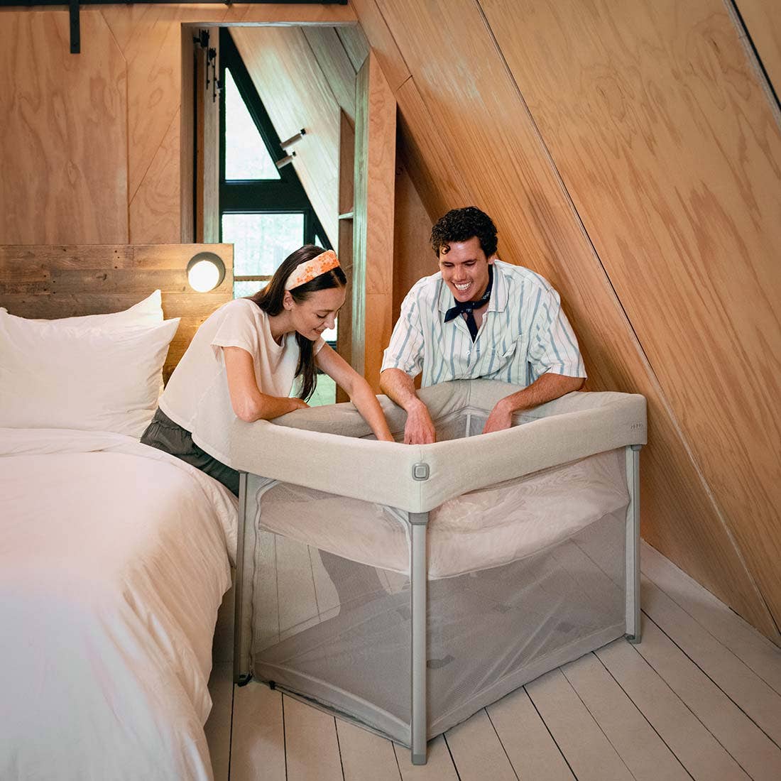 Nuna PAAL Travel Cot - Biscotti