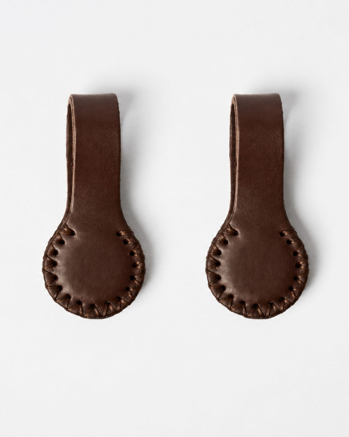 Constantia Mocha Stella Clips with mocha stitching (2pcs)
