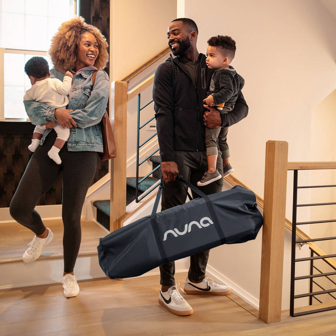 Nuna SENA aire Travel Cot - Caviar