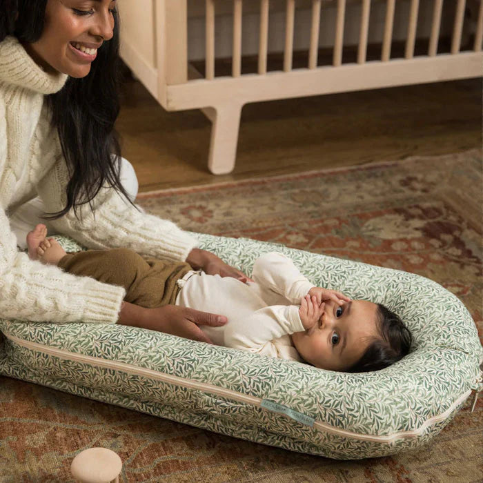 Deluxe+ Dock (0-8 months) - Willow Boughs - Bubbadue